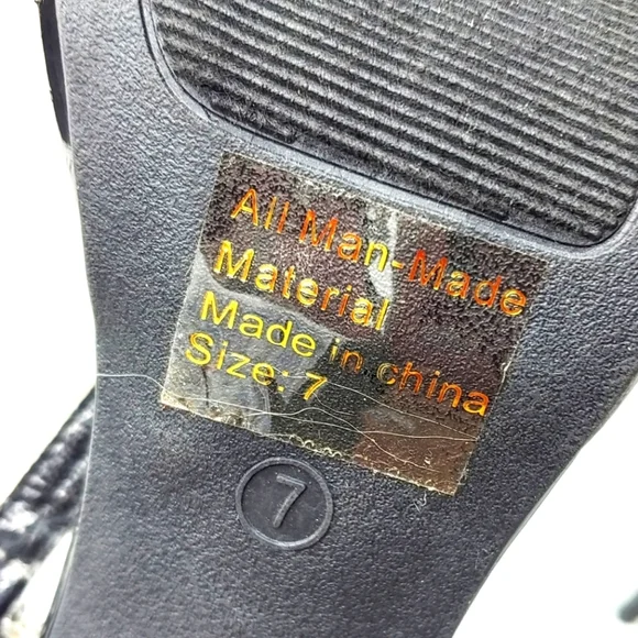 Marichi Mami black patent leather and rhinestone heels. 7M - Picture 13 of 14